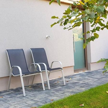 Suite With Back Garden Карлові Вари Екстер'єр фото